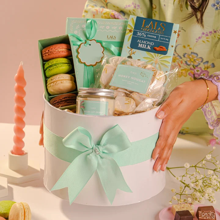 Mint Signature Hamper