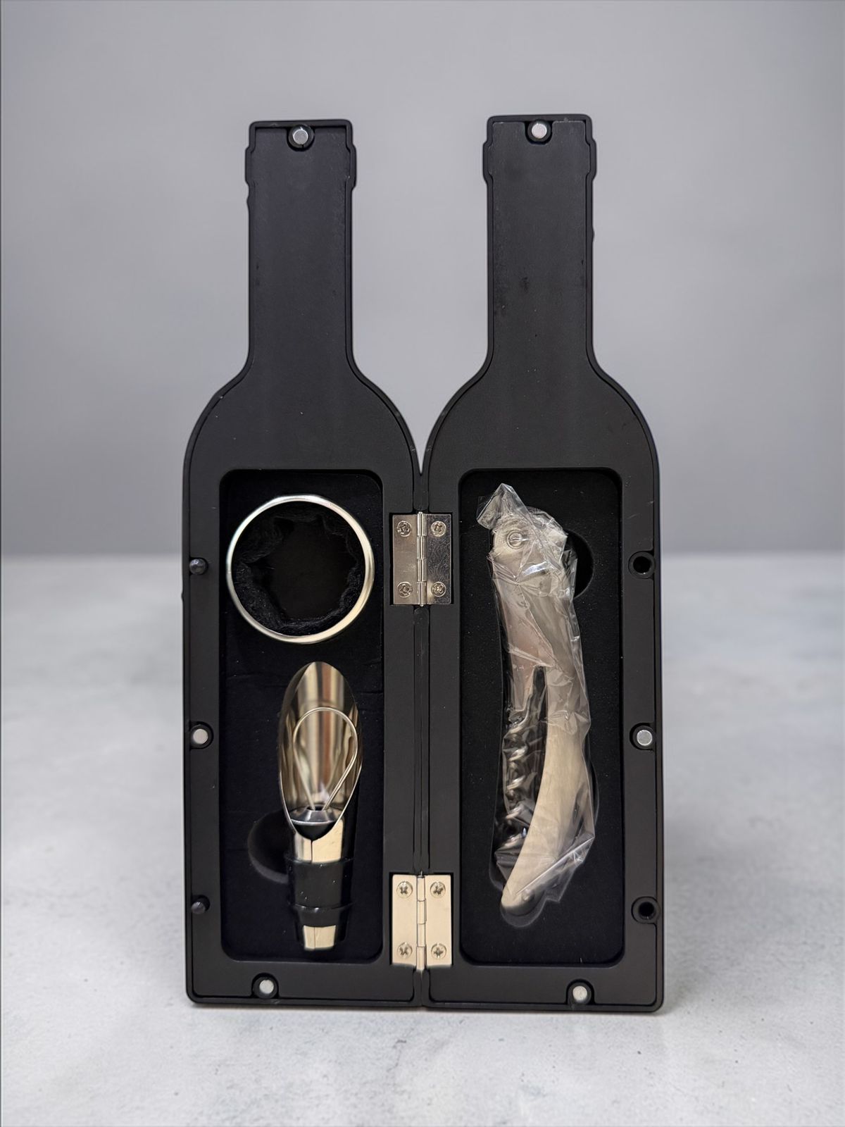 The Vintage Pour Set