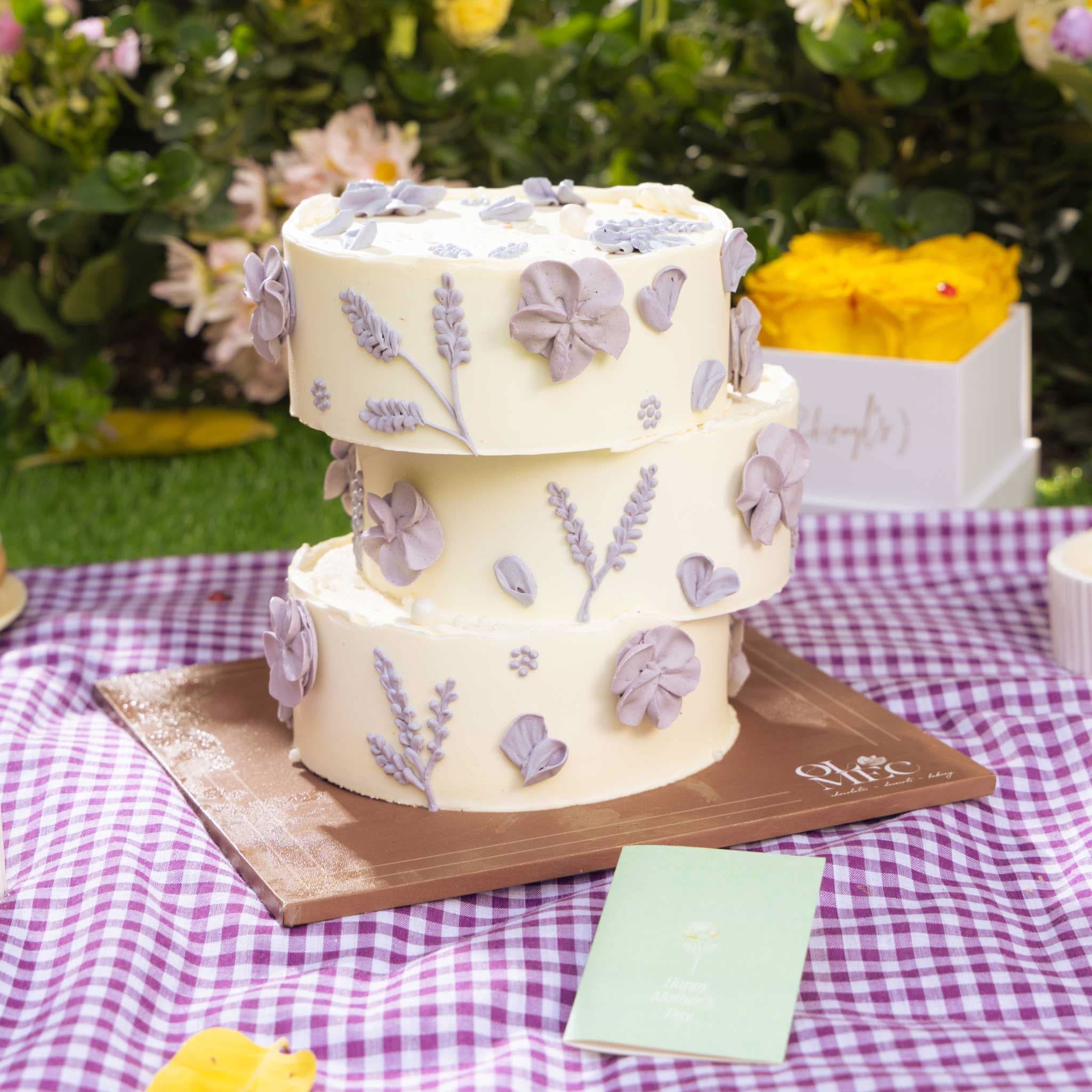 Floral Tiers