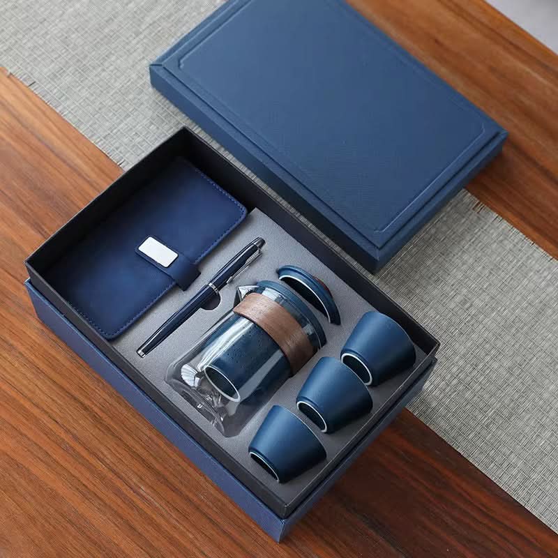 The Quiet Luxury Set