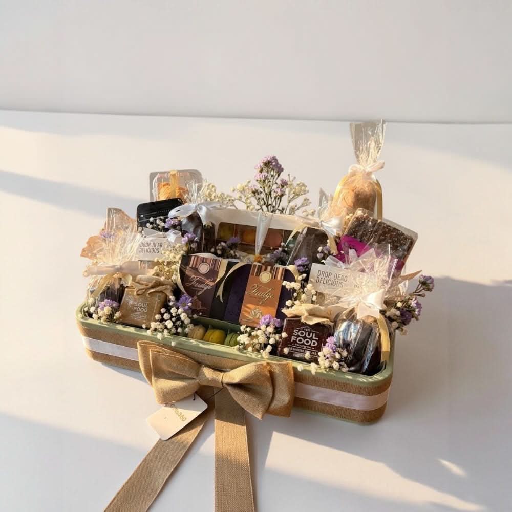 Signature Hajj Basket