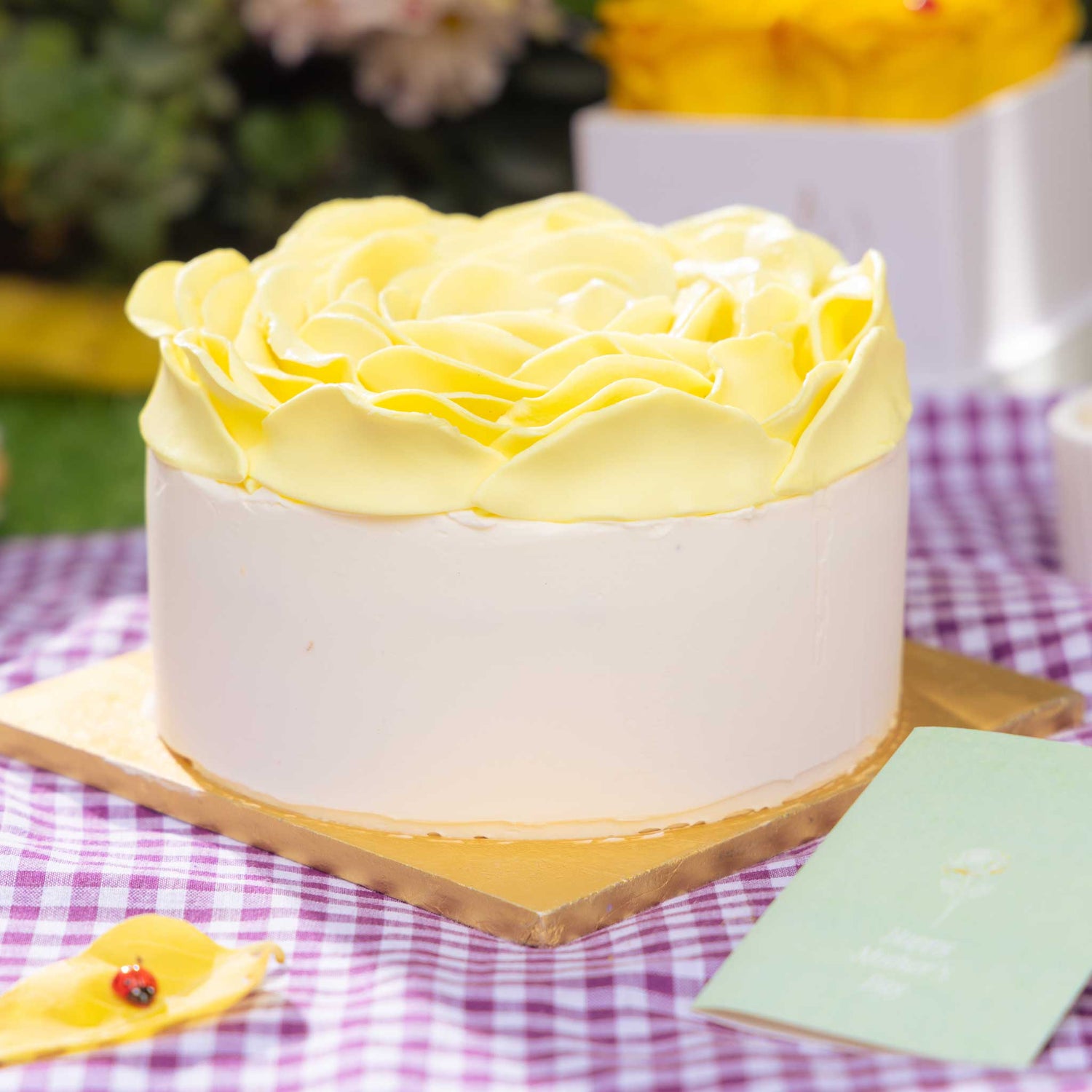 Yellow Rosette Cake